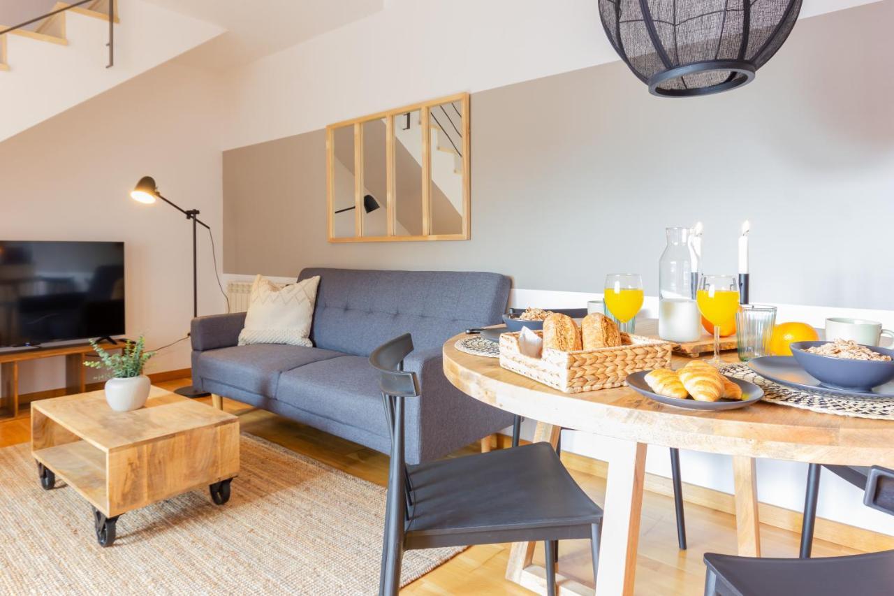 Apartamento Elegante Duplex En Terrassa, Barcelona Exterior foto