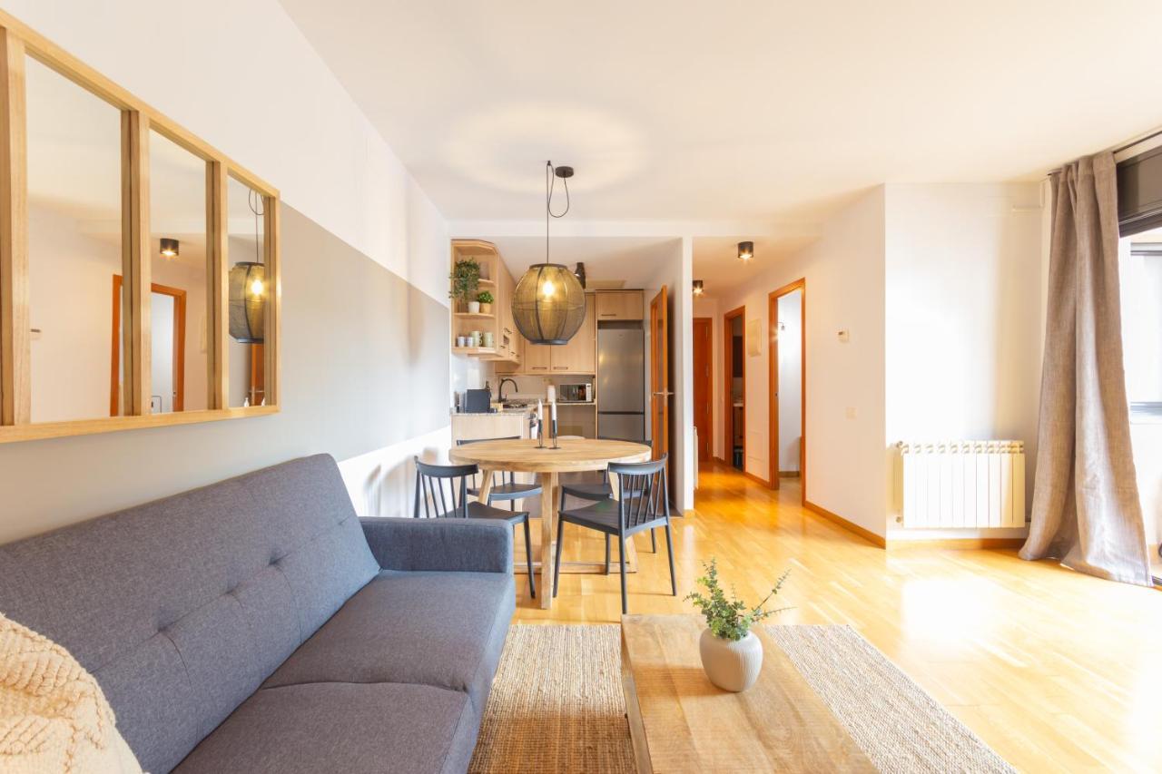 Apartamento Elegante Duplex En Terrassa, Barcelona Exterior foto